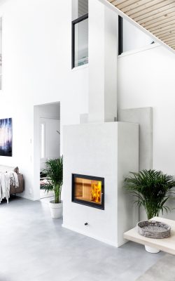 LINNATULI_9131_ELISE_HR-(1)