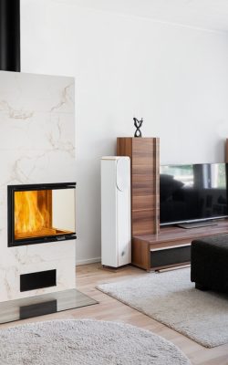 LINNATULI_JOHANNES_25_6702_WWW